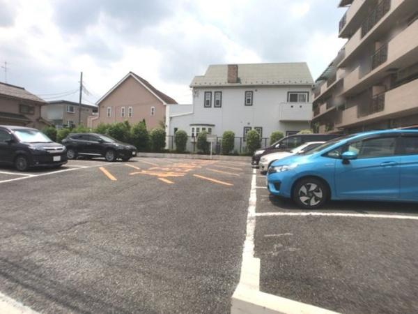 ファミール吉川
