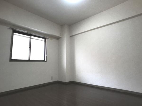 ファミール吉川