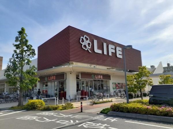 エスカレントⅡ(ライフ吉川栄町店)