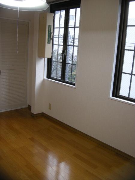 板橋区板橋１丁目のマンション
