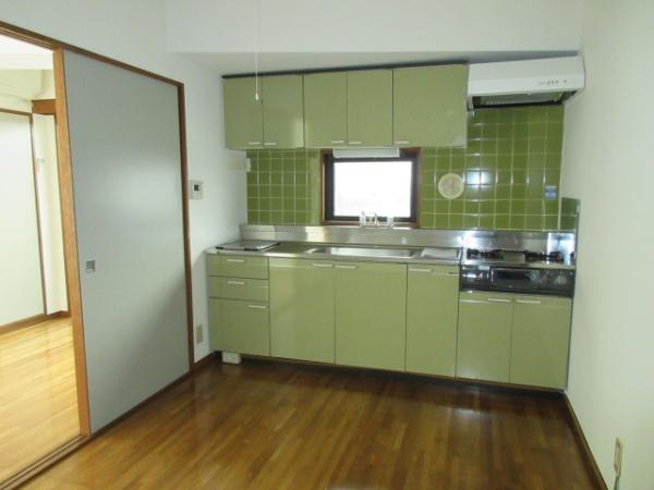 ティユール岡部