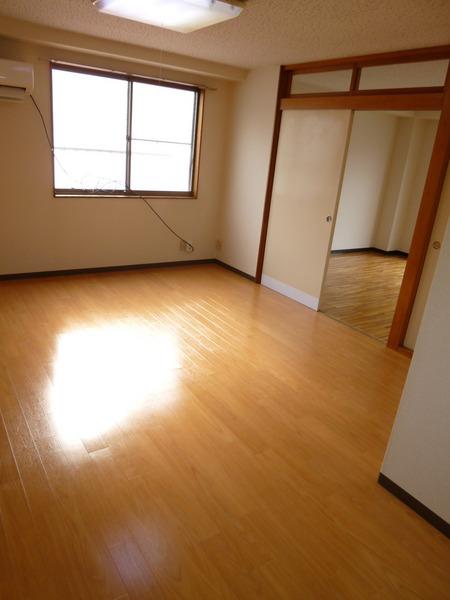 豊島区東池袋４丁目のマンション