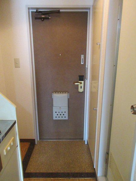 豊島区池袋本町1丁目のマンション(玄関)