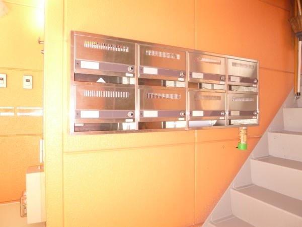 豊島区池袋本町3丁目のマンション(エントランス)