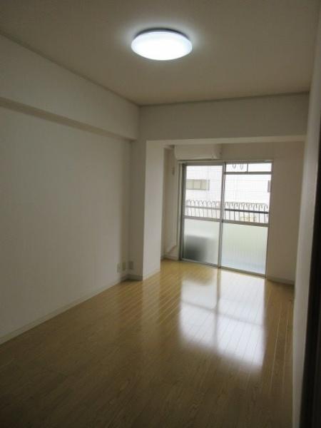 豊島区東池袋３丁目のマンション