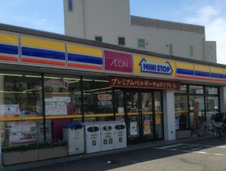 さいたま市浦和区木崎５丁目のアパート(ミニストップ浦和木崎店)