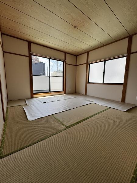 皇山町貸家