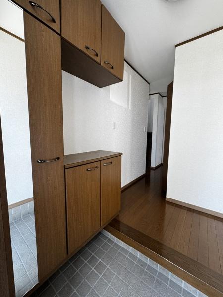皇山町貸家