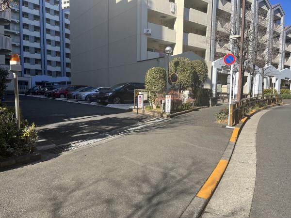 グランドヒルズA駐車場