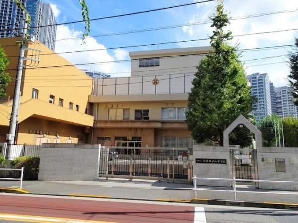 寿ハイム(新宿区立西戸山中学校)