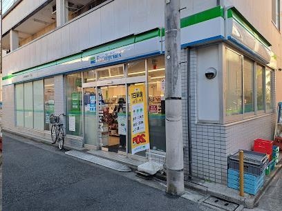 Graces東中野(ファミリーマート紀伊国屋中野一丁目店)