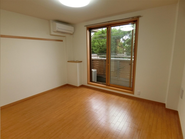 ナオネスティー