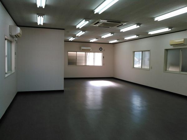 保木間店舗