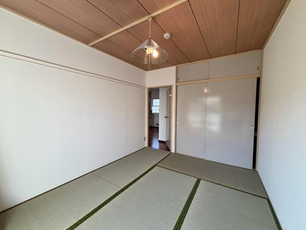 エステート山崎A棟