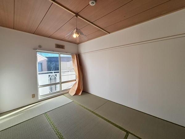 エステート山崎A棟