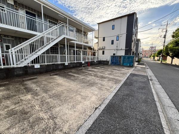 エステート山崎A棟