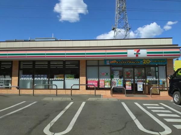エグゼ渕江(セブンイレブン足立保木間3丁目店)