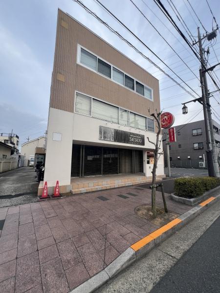 セスコビル