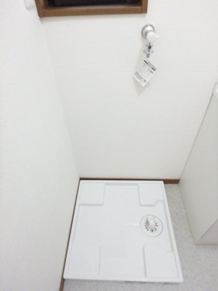 東伊興2丁目貸家