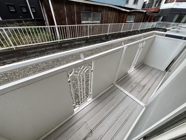 エステート山崎B棟