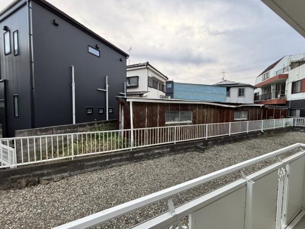 エステート山崎B棟