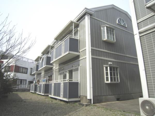 エステート山崎B棟
