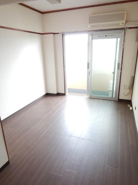 新栄町団地（３街区１２号）
