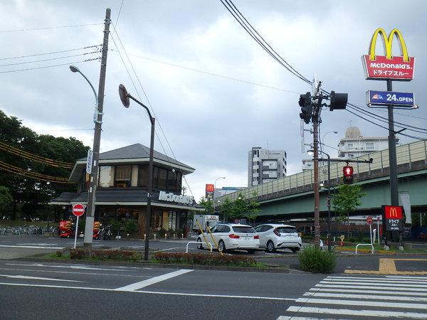 シャインハイム大谷田(マクドナルド環七大谷田店)