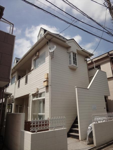 シャロン綾瀬