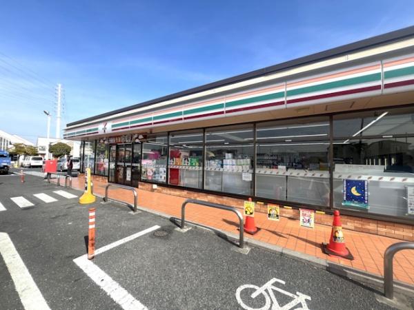 松乃ハイツ(セブンイレブン足立東伊興1丁目店)