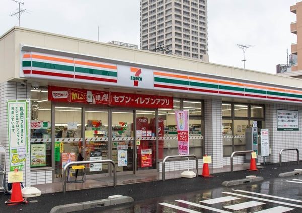 メゾン竹の塚(セブンイレブン足立竹ノ塚駅南店)