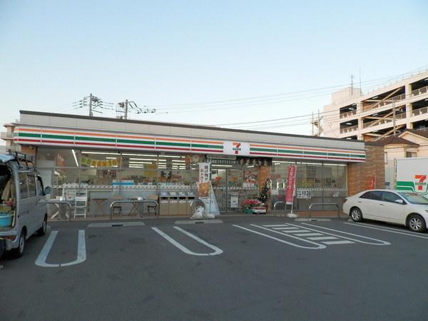 コーポラスクレストC棟(セブンイレブン松戸稔台五丁目店)