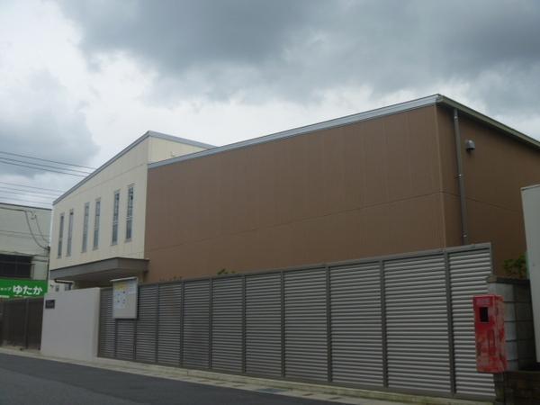 コーポラスクレストC棟(明和幼稚園)