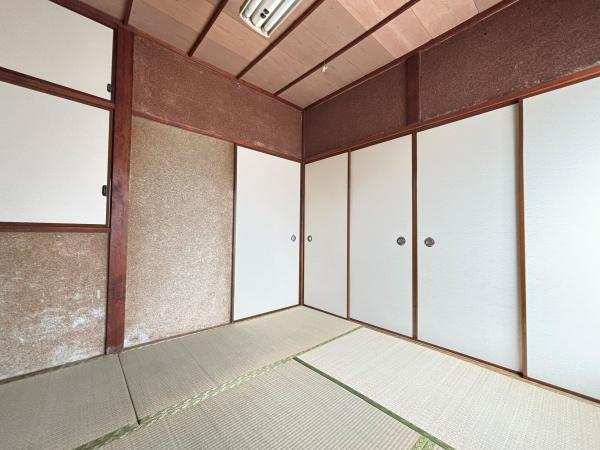 栄町8丁目貸家