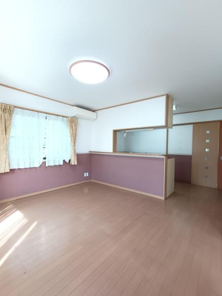 稲越1丁目店舗付住宅