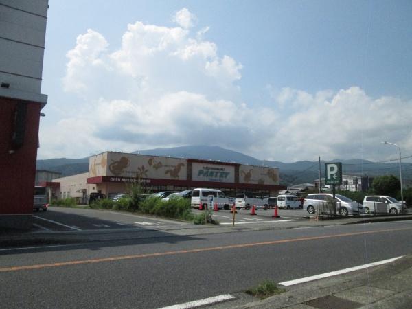 南足柄市飯沢のアパート(小田原百貨店南足柄店)