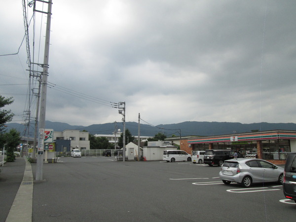 ラークヒルG(セブンイレブン南足柄千津島店)