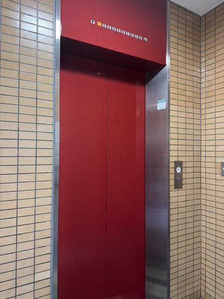 マック梅島コート