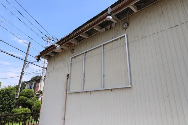 東岩槻倉庫
