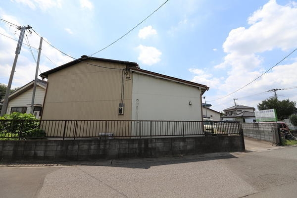 東岩槻倉庫