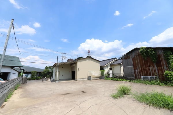 東岩槻倉庫