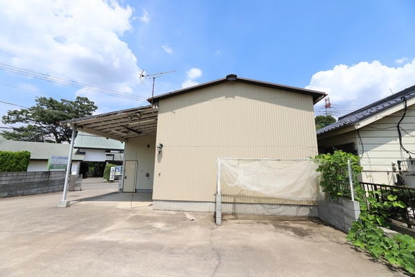 東岩槻倉庫