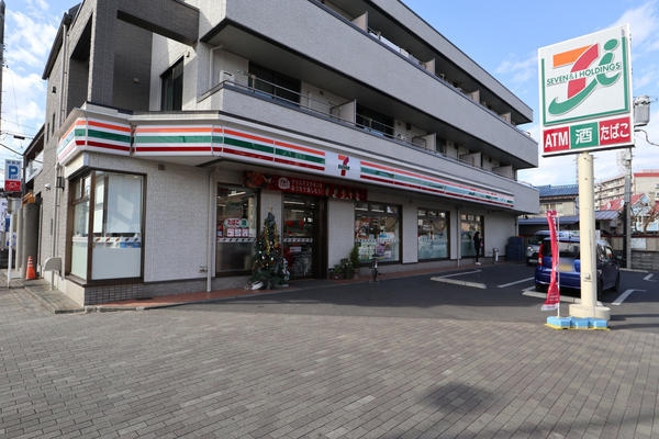 ワコーレエレガンス越谷1(セブンイレブン北越谷東口店)