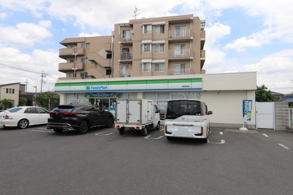 ブライトサム千間台西5丁目(ファミリーマート)