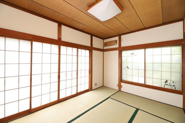 恩間76貸家