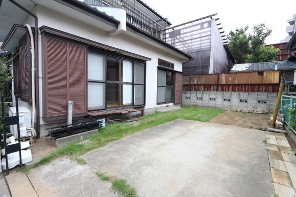 恩間76貸家