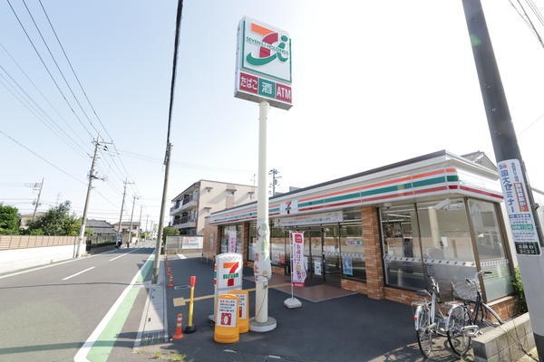 フラッツ北越谷I(セブンイレブン)