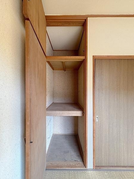 越谷市蒲生茜町のマンション