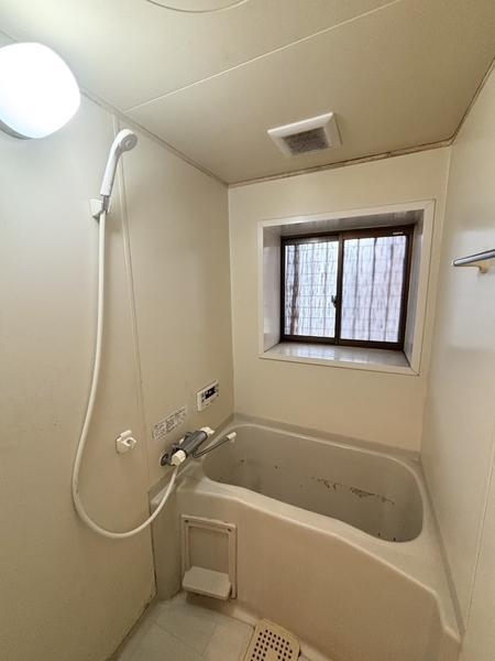 越谷市蒲生茜町のマンション