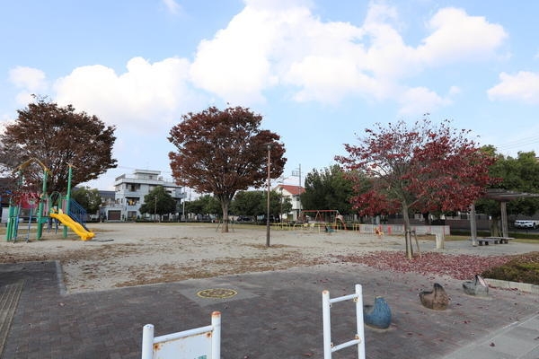 カームマンション(東越谷八丁目けやき公園)